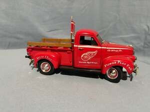 1947 Studebaker Pickup Truck Detroit Red Wings Power Play Fan Diecast Model